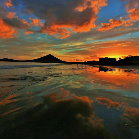 Alquilaencanarias El Medano Beach 1 Exteriör bild
