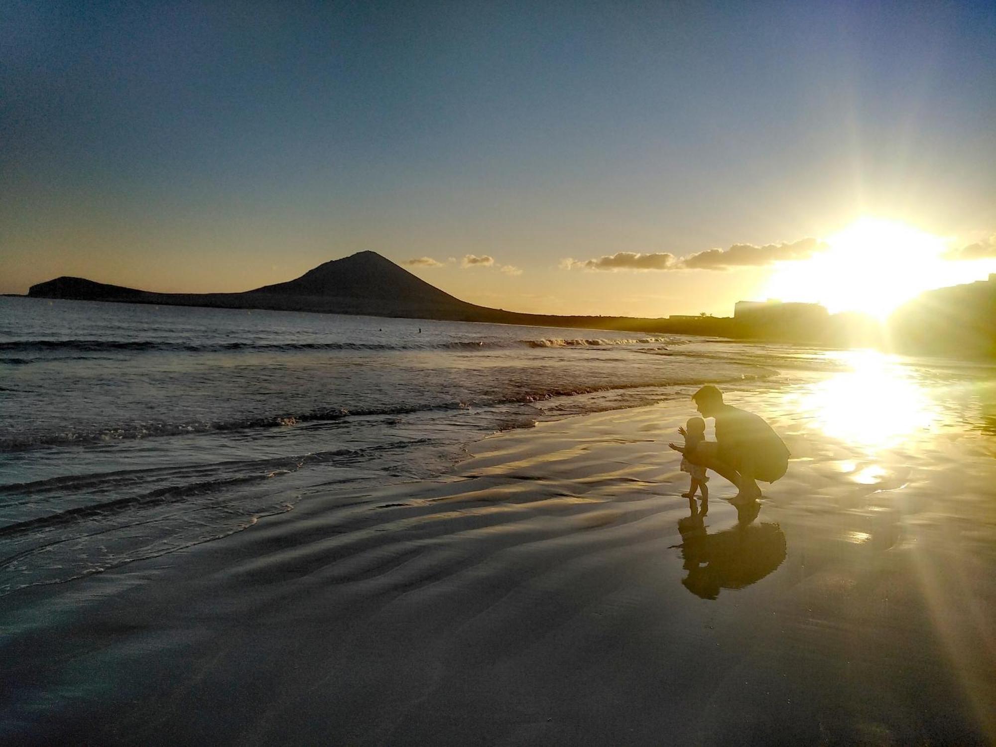 Alquilaencanarias El Medano Beach 1 Exteriör bild